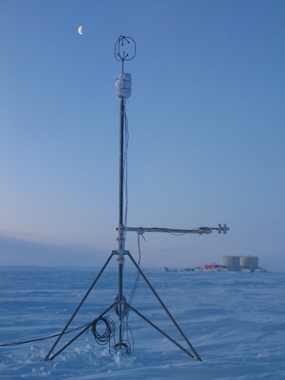 [20050812_011_Sonic.jpg]
The sonic anemometer with Concordia and the moon in the background. I placed insulation material around the electronics at its base.