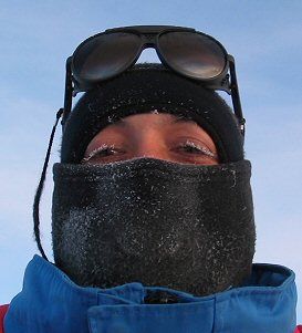 [ChristopheFrozenEyelashes.jpg]
Christophe walking at night between Concordia and the summer camp, with nice frozen eyelashes.