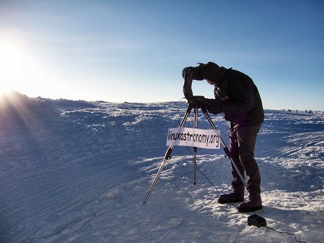 [LinuxAstronomy.jpg]
I also take the time to take a picture for Eugene of LinuxAstronomy.org who's given me plenty of advice.