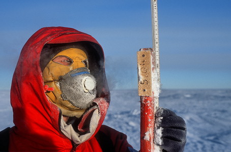 [MeasuringPoles2.jpg]
The height of snow is measured precisely because the yearly snow accumulation on the high plateau is only a few centimeters, and most of the snow falls in winter while in summer it tends to sublimate. Actually the snow doesn't fall in the common sense of the term as much as it just 'appears' in a solid state condensation process directly on exposed surfaces. The lidar helps determine how much snow is falling in the form of very thin ice crystals.