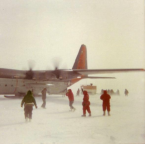 [rescue1.jpg]
Photo of folks in front of the rescue aircrafts.