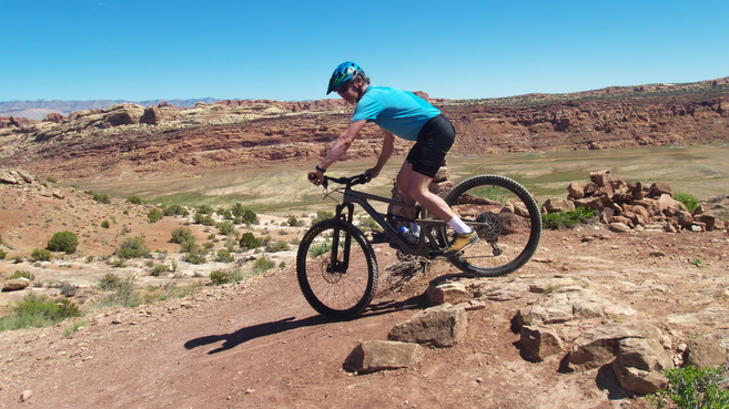 [20190419_200042_SlickRockBike.jpg]
My first ever trip mountain biking on slickrock. I didn't try it 20 years ago, but that was before I started mountain biking to work daily.