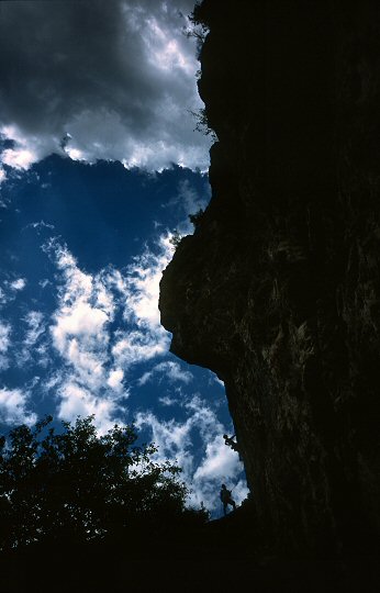 [BacklitSportClimbV.jpg]
Two climbers backlit on overhanging sport route (vertical), Briançon.