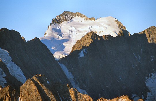 [BarreDesEcrins.jpg]
Barre des Ecrins (4102m) seen from Roc Noir de Combeynot in the morning.