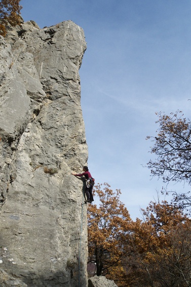 [20091101_141009_Champsaur.jpg]
View of the same arete, from the other side.