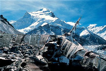 [ChoOyuPrayer.jpg]
The Cho-Oyu dominating Base-Camp where old prayer flags are still in place from previous expeditions.