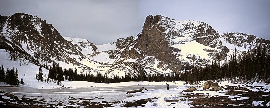 [NotchTopPano.jpg]
Notchtop from Two-Rivers Lake. Grace falls is behind the trees, right above Jenny.