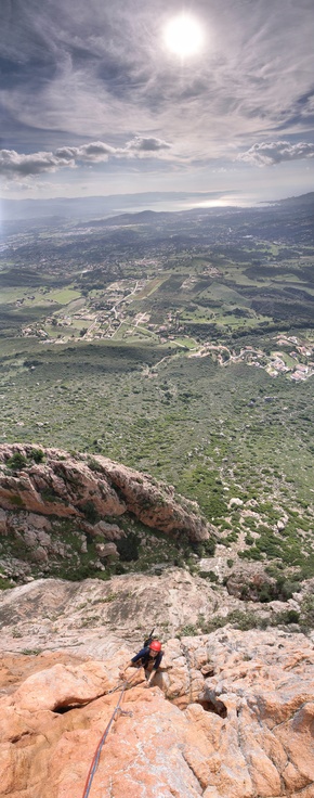 [20061111-GozziAjaccioVPano_.jpg]
Zoom down the upper part of Peche Veniel, with a view of the maquis shrubland and the bay of Ajaccio, Corsica. The same technique of changing the exposure while doing the panorama is being used here. Note that a similar effect could be achieved using a neutral grey gradual filter, except that it would probably look more realistic with the filter. On the other hand you'd need a fisheye lens to fit the image as a single shot and the resolution would be much lower.