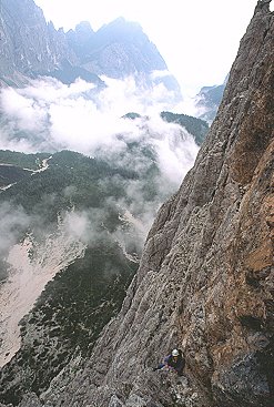 [BabeleRain.jpg]
Rain while climbing Torre di Babele.