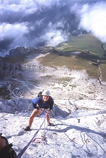 [Meridionalizziamoci.jpg]
One day while climbing in Grand Sasso, I saw climbers on a slabby pillar that looked so pure, I decided to go climb it the very next day, although the route wasn't in the guidebook, I had no idea of its level and I was alone... I loved it. Same story for the girl, with minor variations to the story... Gran Sasso remains on of my favorite spots ever.