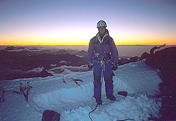 [CookBivvy.jpg]
Getting ready to bivvy under the summit of Cook.