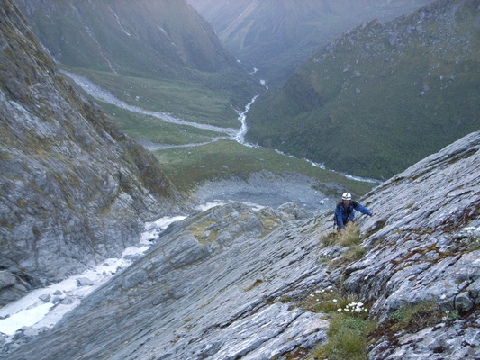 [20051228_0399_SeftonNorthRidge.jpg]
Negotiating the slabs of the lower part of Mt Sefton.