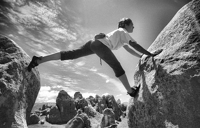 [BoulderCastleHill1.jpg]
Trying tricks while bouldering at Castle Hill.