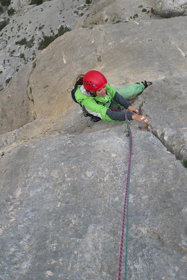 [20121102_120451_Cusidore.jpg]
Jenny on the 3rd pitch of L'ombra della mia mano the next day with a weather hardly better. Maybe this is not the day to start a 700m route, what with only 8 hours of light during the day.