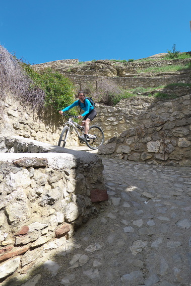 [20130504_111614_Albaracin.jpg]
Biking through the very narrow streets of Albaracin, trying to avoid the other tourists.