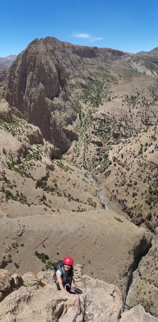 A recent vertical panorama from the page Taghia. Click to see the page.