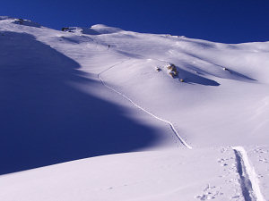 Agostino tracing ahead on the Rocher Blanc