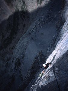 Jenny following a sunspot on Les Dents de Cyrielle (ED/7a), Crête de Queyrellin