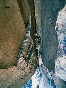 Jenny within the strenuous chimney of Epinephrine, Red Rocks